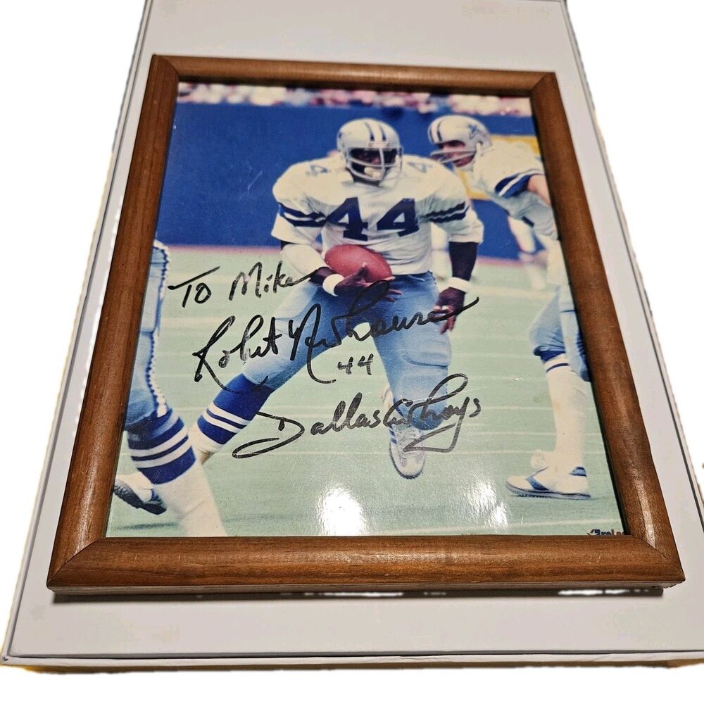 Robert Newhouse signed Dallas Cowboys NFL 8x10 Photo Framed No Glass